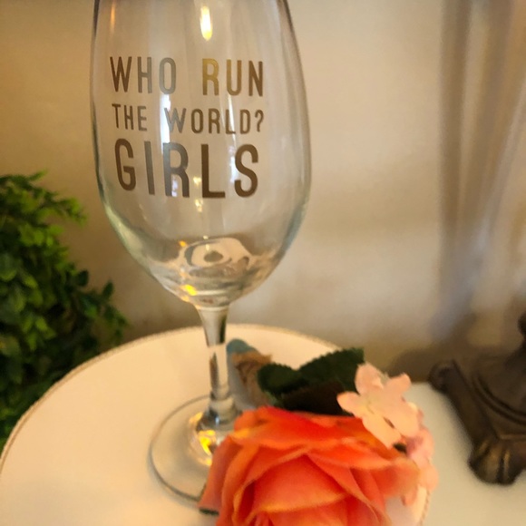 Custom Wine Glass. Beyonce Song Lyrics. - Picture 2 of 4